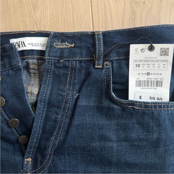 NWT Zara Mid-Rise Relaxed Boyfriend Jeans in dark blue wash - Picture 4 of 5